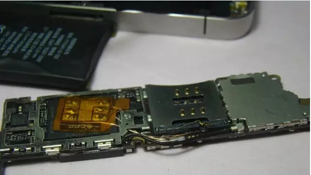 苹果造假内置卡贴，让水货卖出行货价