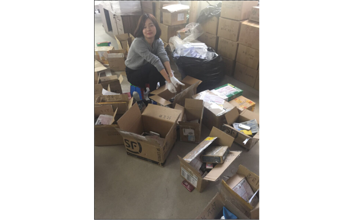 估吗手机回收每日订单暴增，快递拆包成负担